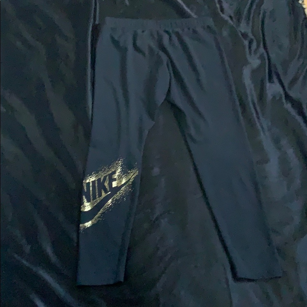 Nike gold and black leggings